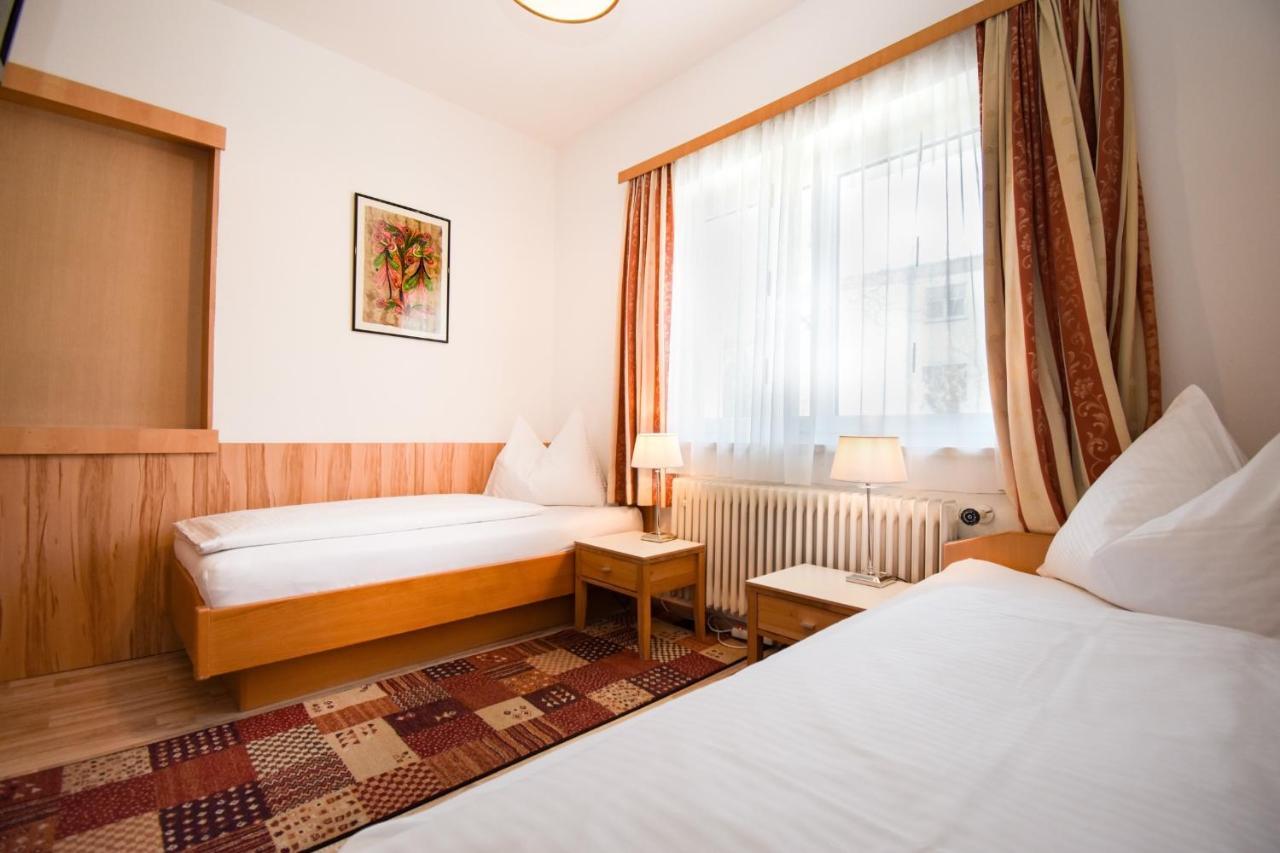Gartenhotel Garni Pension B&B إنسبروك المظهر الخارجي الصورة